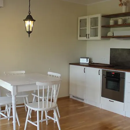 Kotkapoja * קורסארה