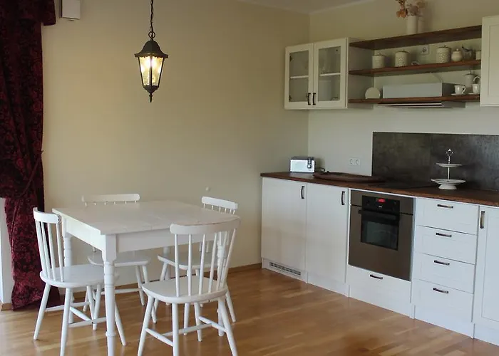 Kotkapoja * Kuressaare